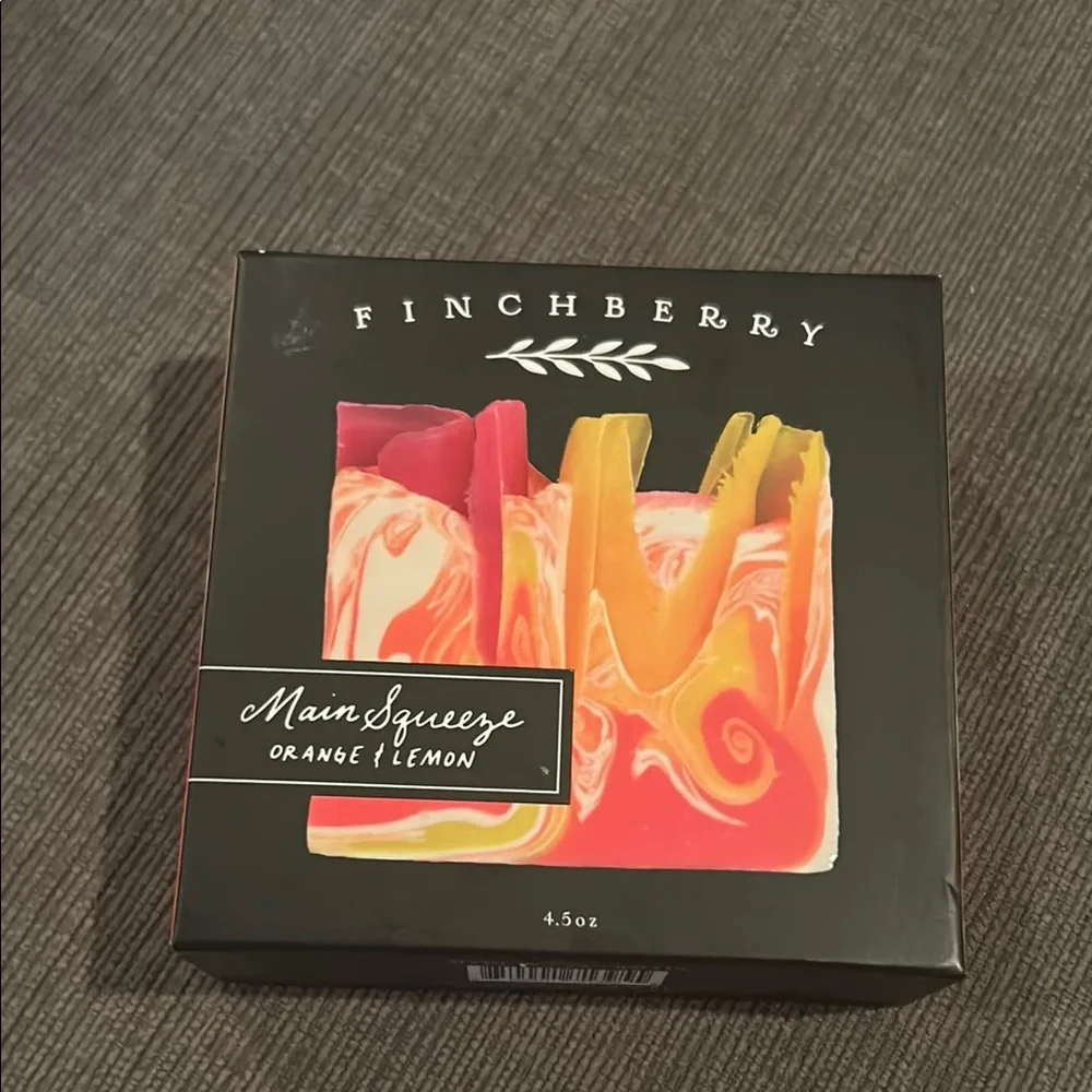 Finchberry main squeeze Orange & Lemon Soap Bar  4.5oz